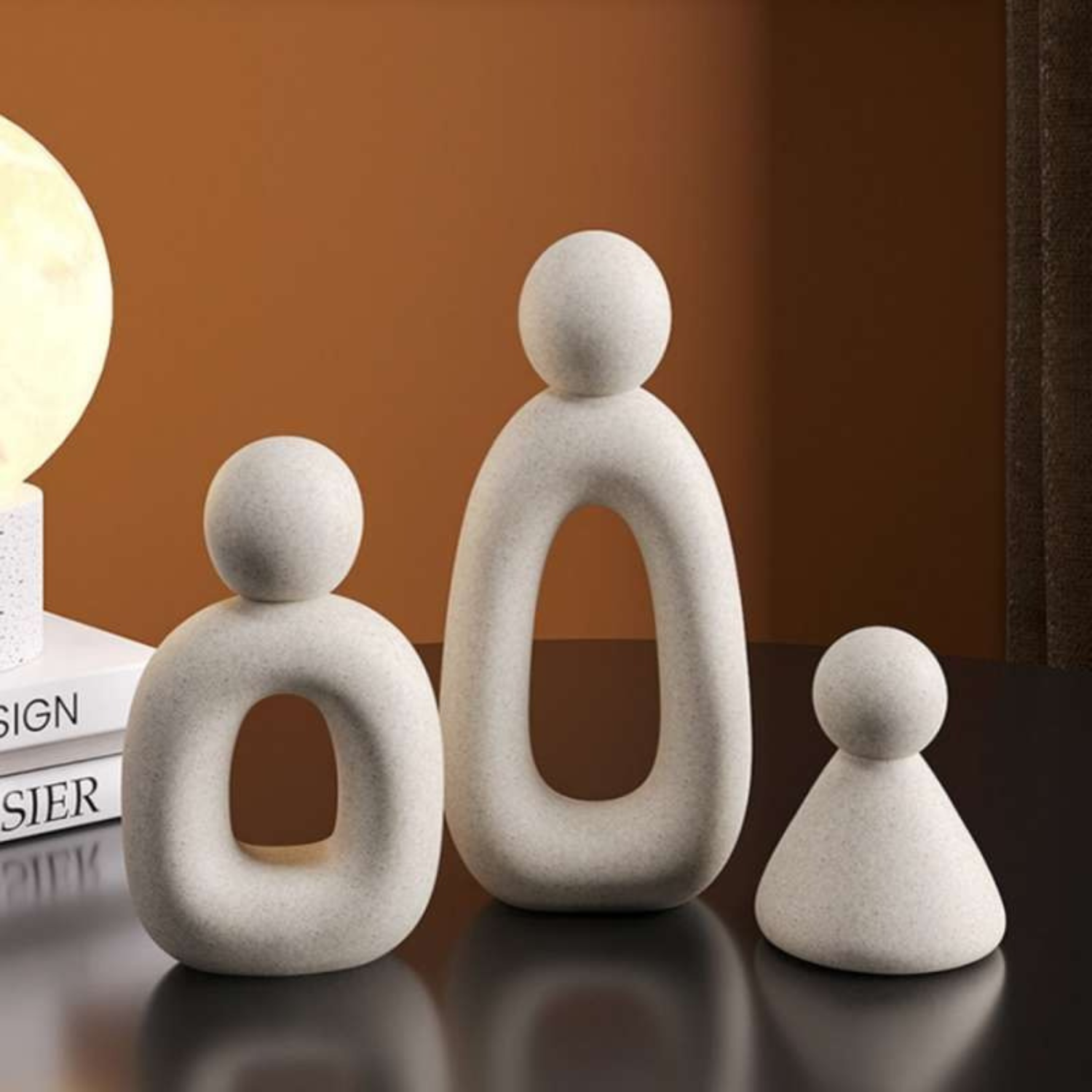 Georgin | Modern Family Sculpture – Nordic Hollow Figurine for Home & Gift Decor - Milky white - Vases